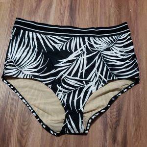 Cacique Black and White Swim Bottoms Size 22